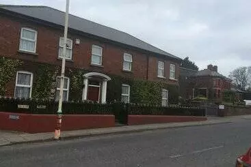Roseville Lodge B&b