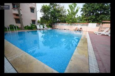 בית מלון כפרי New Park