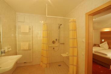 호텔 Restaurant Lampenhäusl