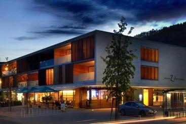 Motel Z   Self Checkin