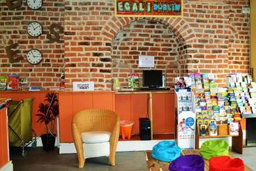 Egali Hostel