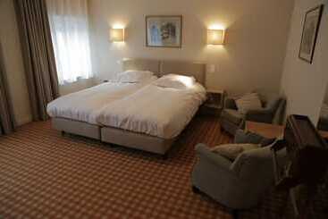 Hotelli La Barrière De Transinne