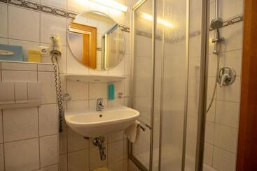 تختخواب و صبحانه Alpenresidenz Trisanna