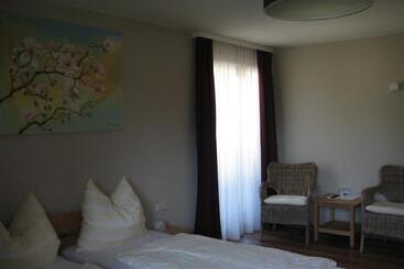 ベッドアンドブレックファースト Haus Christl