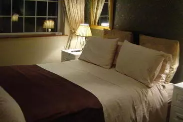 Bed and Breakfast Cloneen