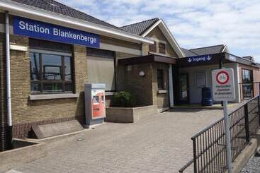 Corner House By Wp Hotels