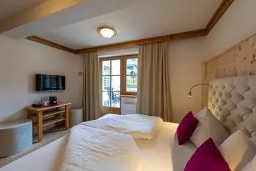 Hotelli Und Alpen Apartments Mit Sauna Bürglhöh
