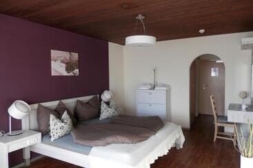 Hotel Dahoam By Sarina   Rooms & Suites