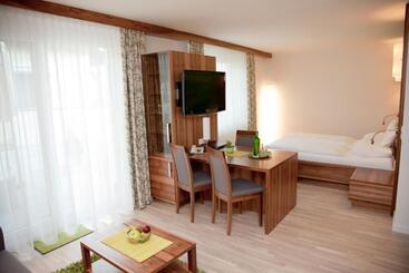 Hotell Restaurant Teuschler Mogg Bad Waltersdorf Inklusiv Genusscard