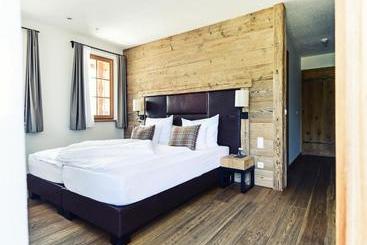 استراحتگاه Maierl Alm & Maierl Chalets