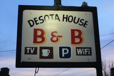 Desota House Bed And Breakfast