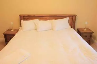 Desota House Bed And Breakfast