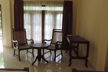 Hotell Rainforest Lodge