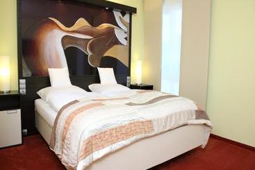 Отель Schlosswirt Ebenthal