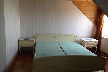 Hotell Balatoni Panoráma Villa