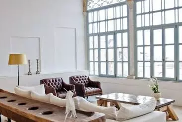 The Efendi Hotel Akko