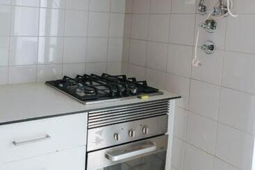 پانسیون Daniela S Lisboa Central Room 203