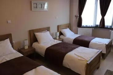 Bed and Breakfast Alice Panzió Gold