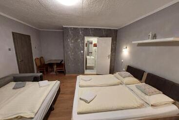 Bed and Breakfast Oázis Vendégház és Appartman