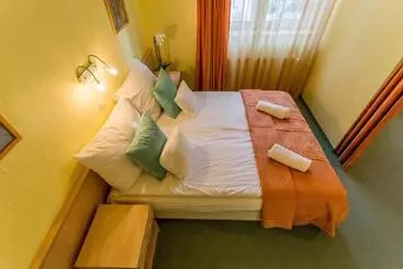 Otel Salgó