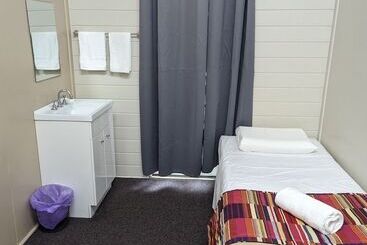 Grand Central Hotel Proserpine