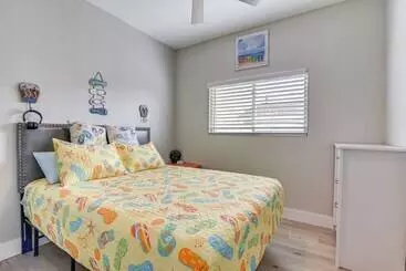 Mökkimajoitus Bless Shore Heart Beach Rental, Near Waterfront