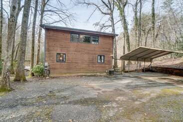 Vakantiehuisje Charming Cabin W/ Fire Pit & Decks ~ 7 Mi To Helen