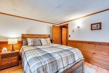 کلبه Renovated North Conway Retreat Near Saco River!