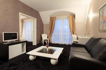 ホテル Agusta Spa