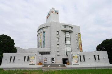 فندق Fine Garden Kuwana