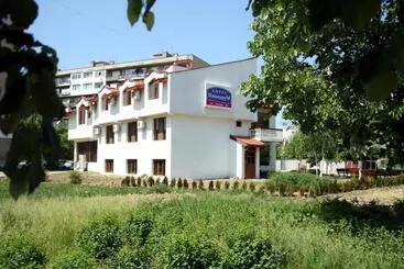 Hotel Interrum