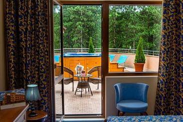 فندق Park Bachinovo