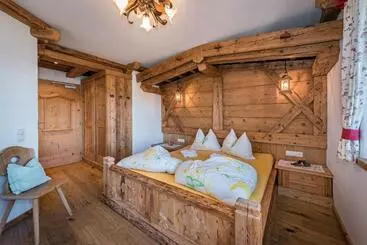 ホテル Chalets Almdorf Haidenberg
