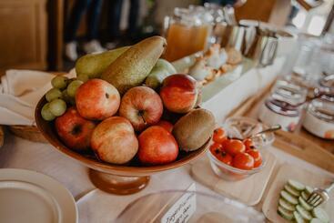 Otel Pension Feldgärtenhof