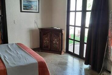 فندق Quinta Edén Cuernavaca 1