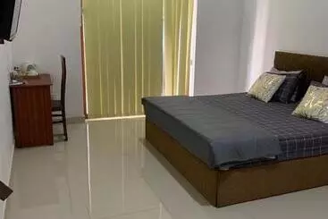 ペンション R&r Residencies