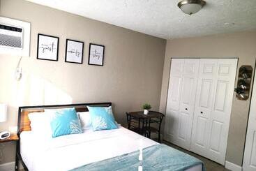 بنسيون Studio University Pines At Sarasota