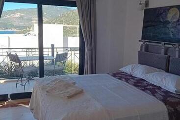 ベッドアンドブレックファースト Villa Sandarra Kalkan