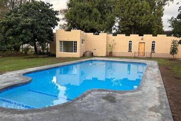 Pensión 161 Blenheim Rd