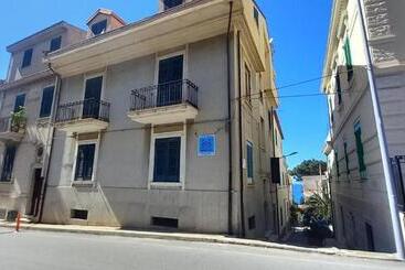 Pensione Mediterraneo