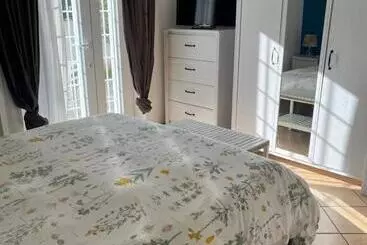 Pensió Valehouse