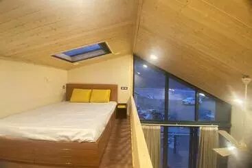 Yellow Hotels & Cottages