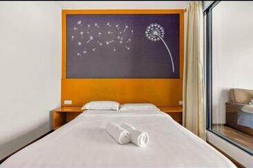 Aparthotel Cthomestay @ Nova Highland