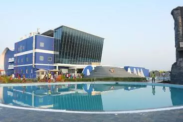 Silver Stone Park Resort, Kovilpatti