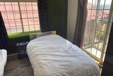 Pensió ゲストハウスみどり