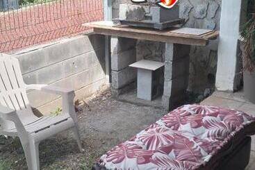 تختخواب و صبحانه Villa Des Filaos Et Du Lagon