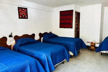 هتل Royal Palace Hostal