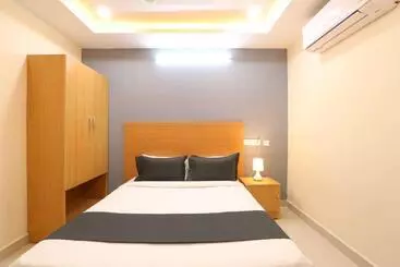 Hotel Super Townhouse Gachibowli Near Sky View