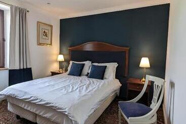 مبيت وإفطار Trente Trois Le Nouhaud