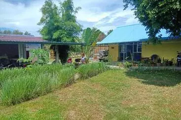 Pension  2 Sisters Garden
